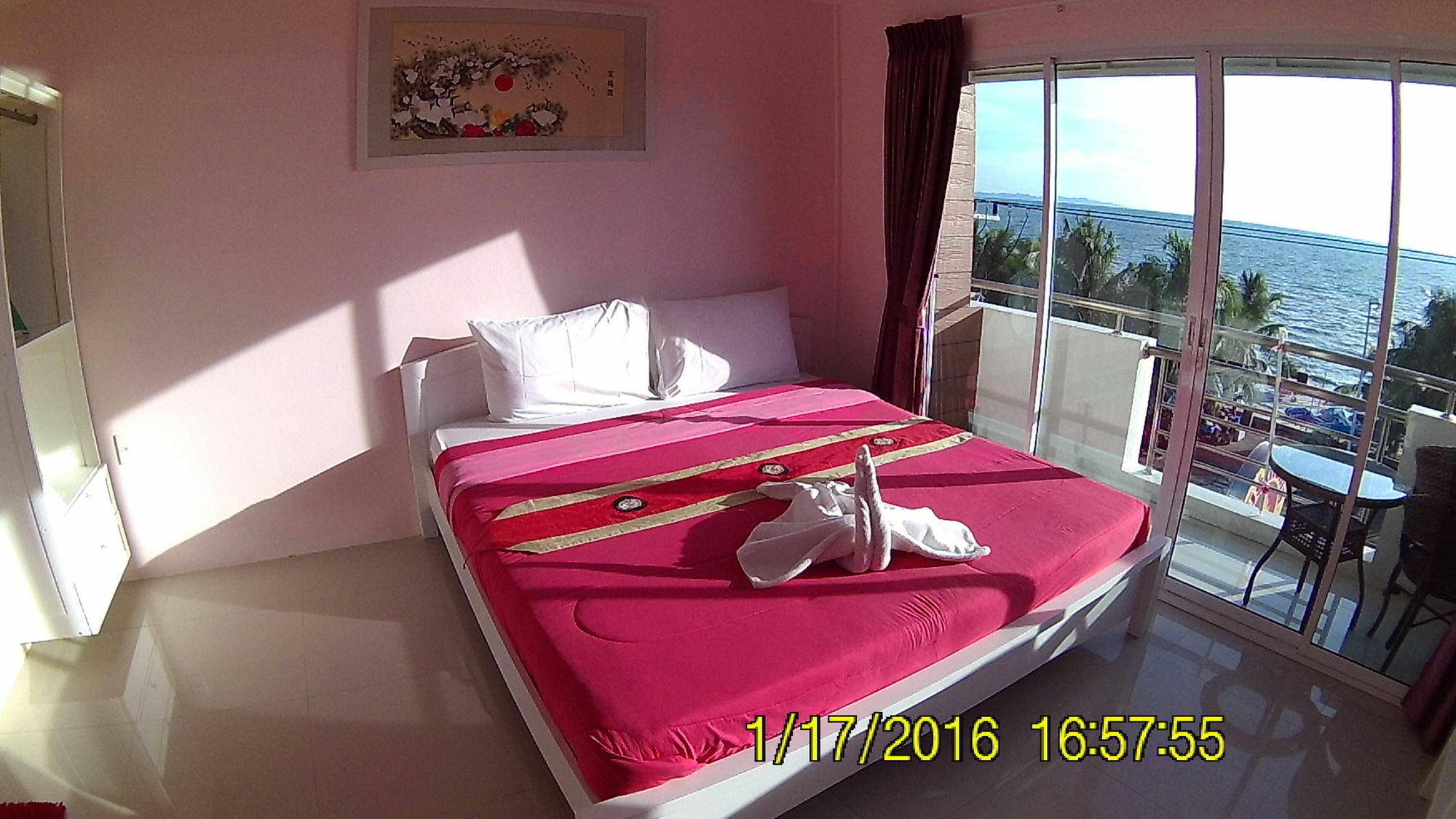 צ'ון בורי Bird Hotel מראה חיצוני תמונה